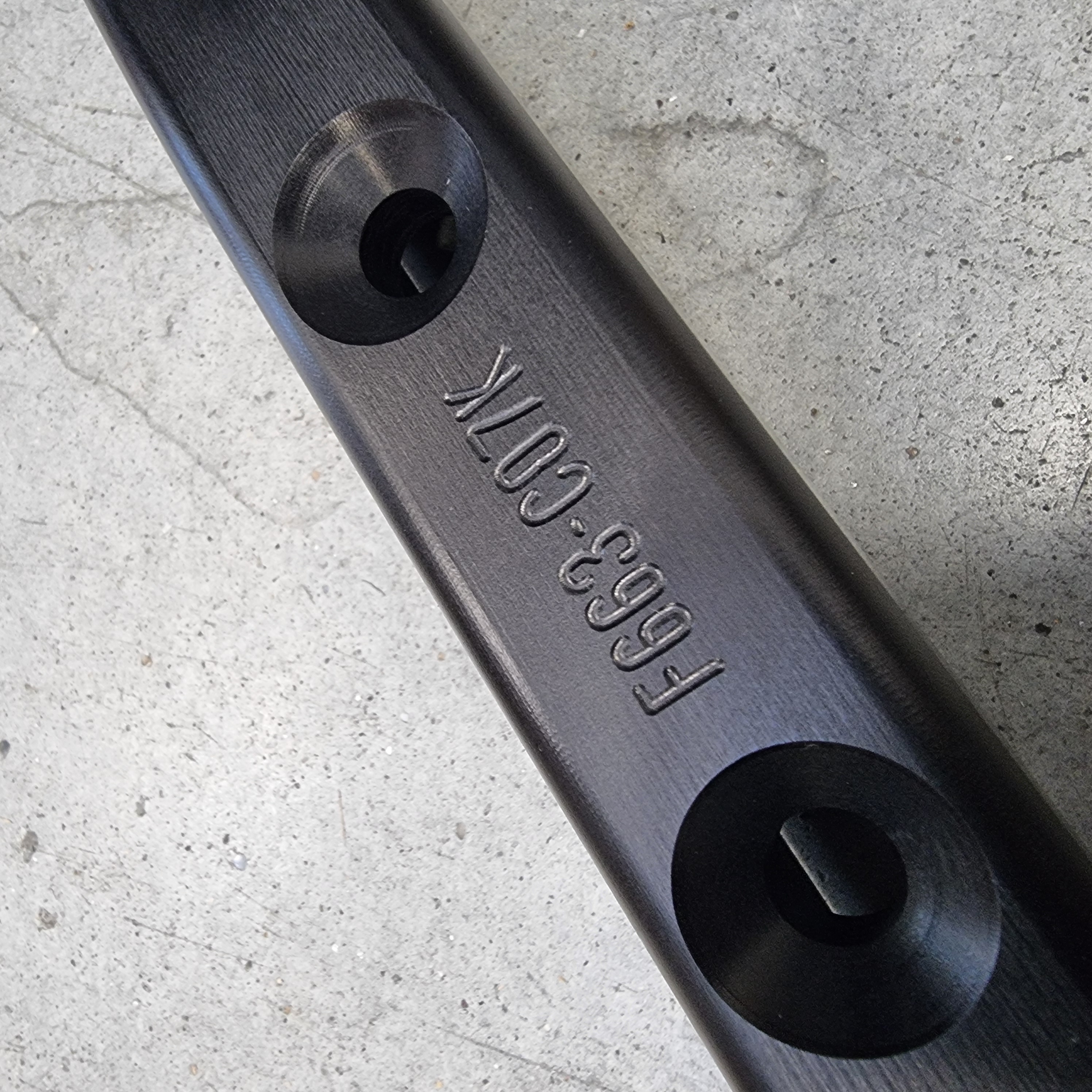 Fuselage F663K (T8 front - R8 mast) - Sabfoil Kraken - ref: 0032