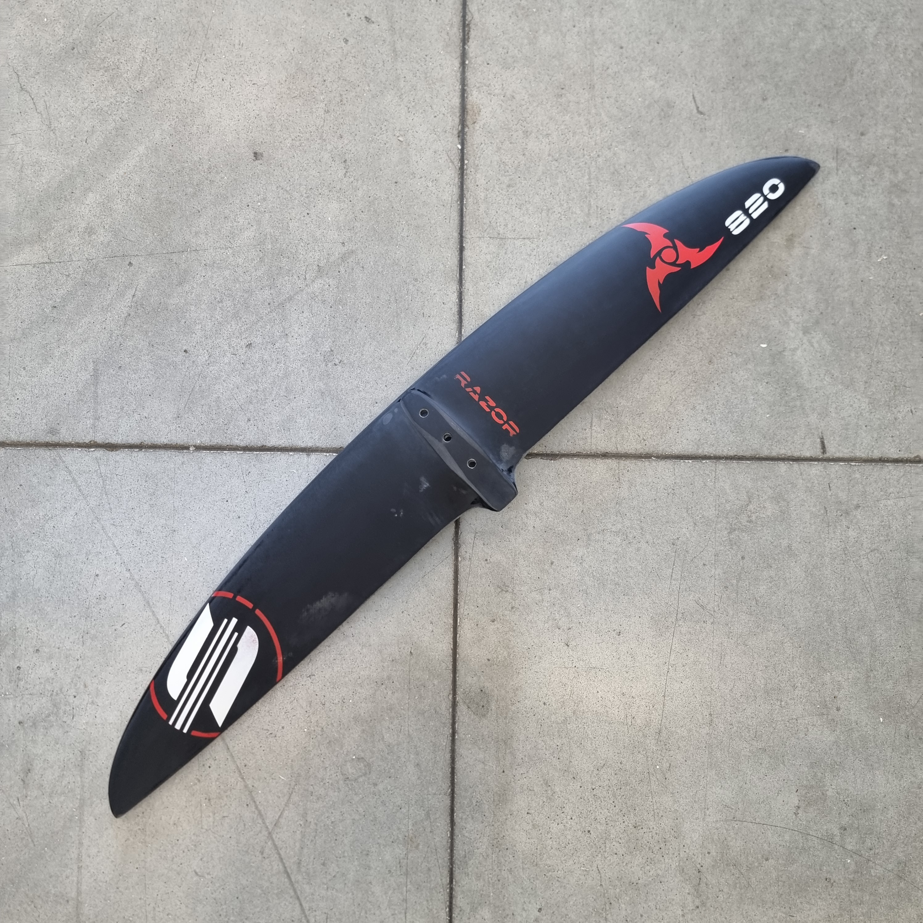 Razor 820 Sabfoil Front Wing – 2024 used - ref: 0047
