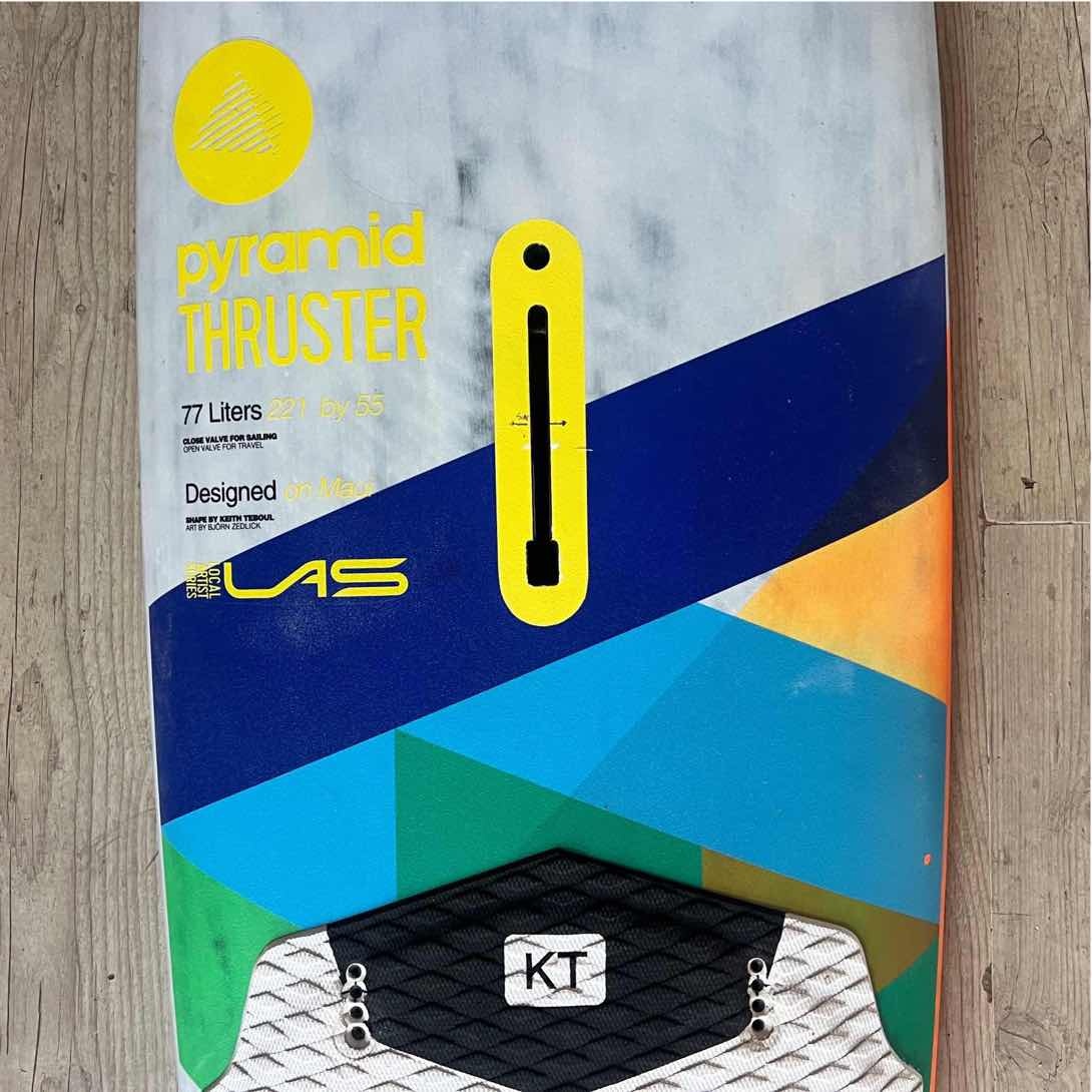 Quatro Pyramid 77 2017