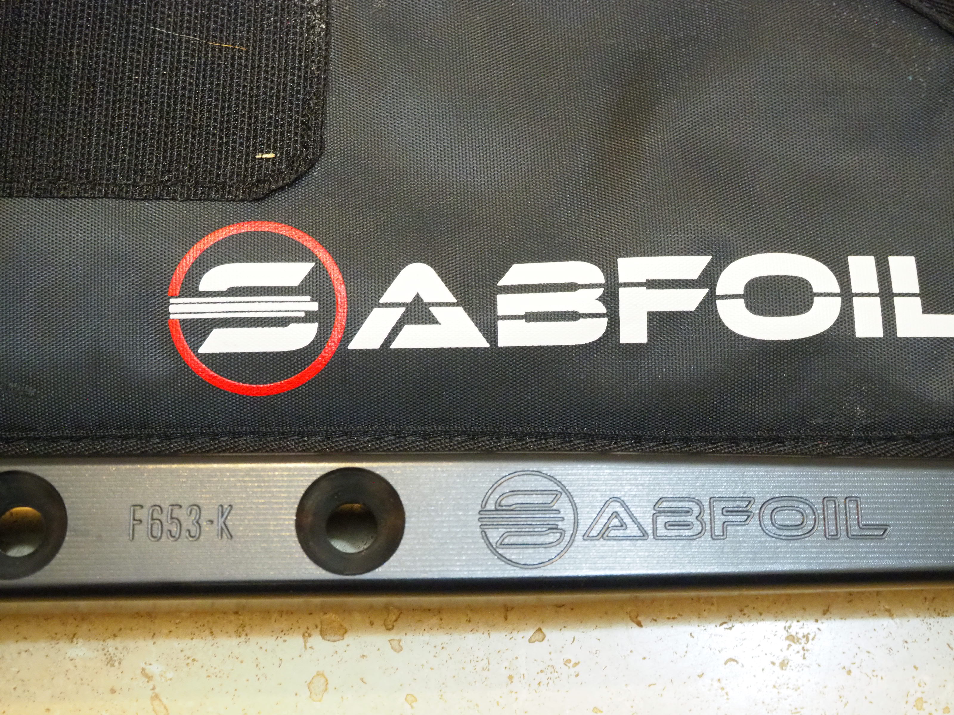 SABFOIL 653 K Aluminum Fuselage – Kraken M8 (3× M6 Front Wing Mount)