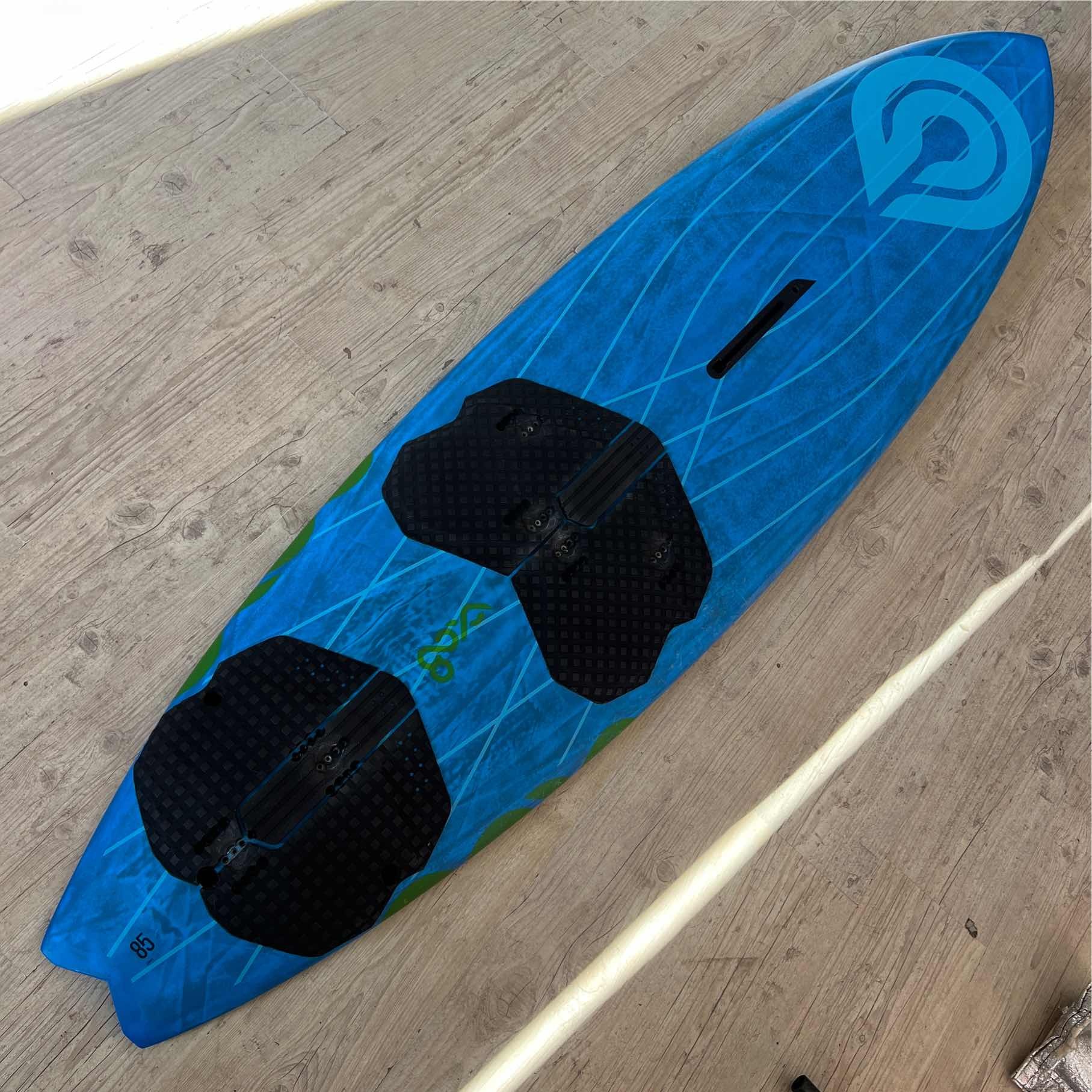 Goya One  12 Carbon 85