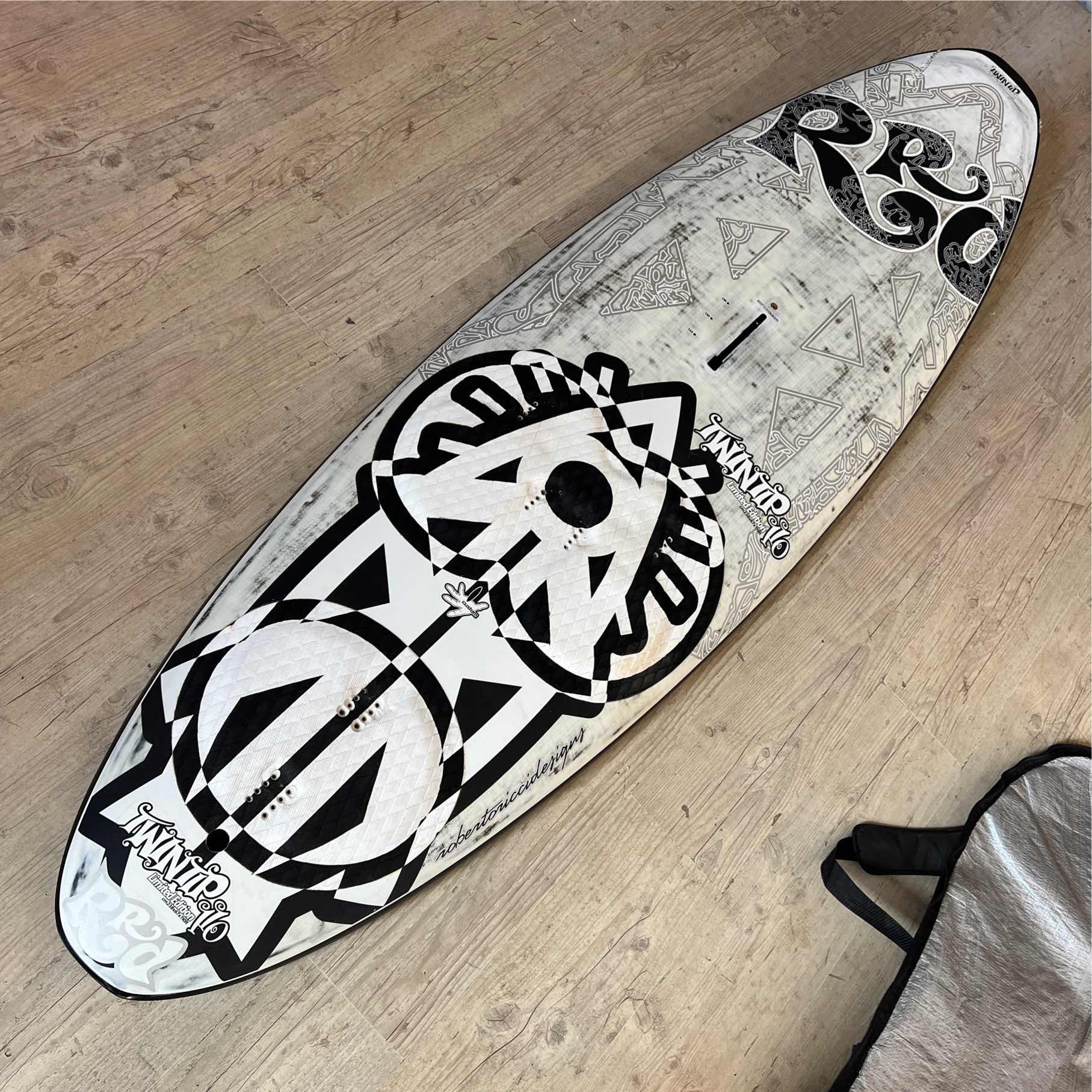 RRD Twin Tip 109 2009 + boardbag