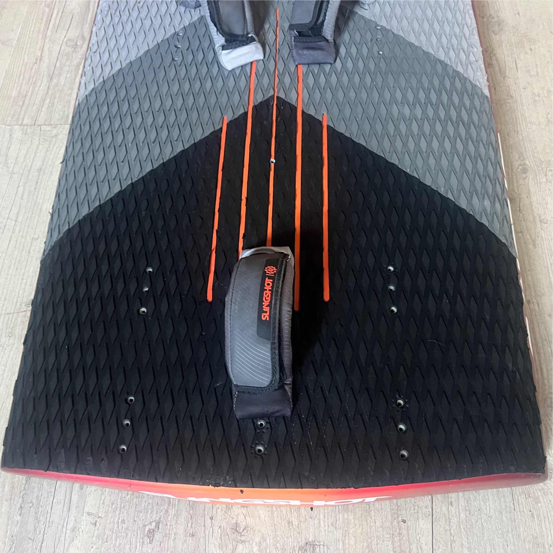 Slingshot Wizard V3 90L