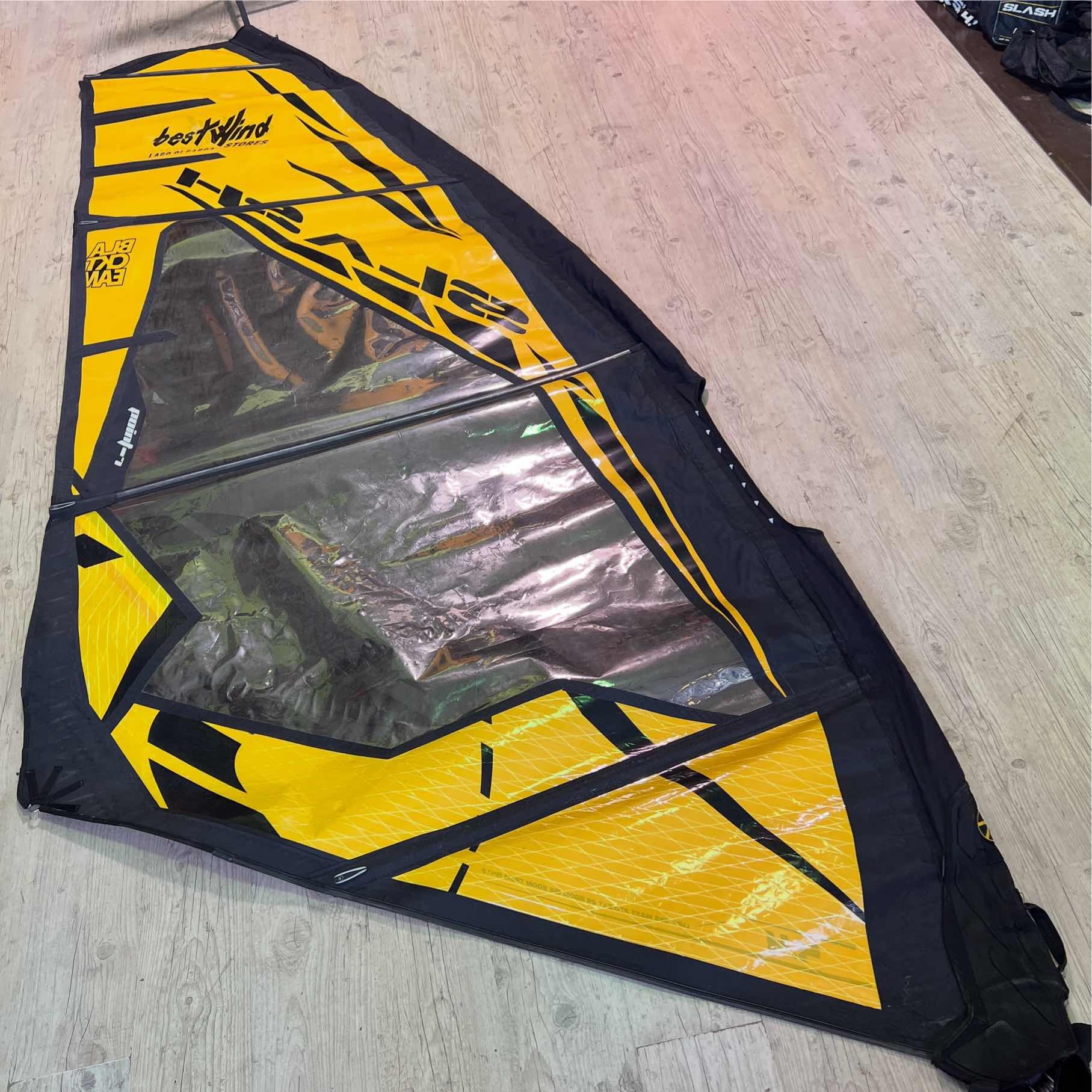 Point-7 Slash 4.4 2020