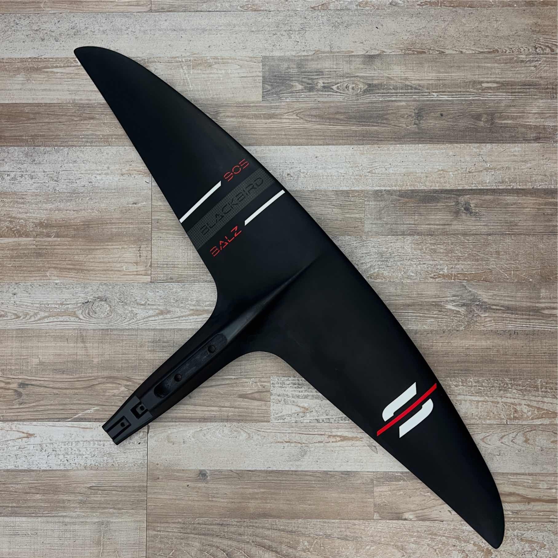 Sabfoil Blackbird Balz  905