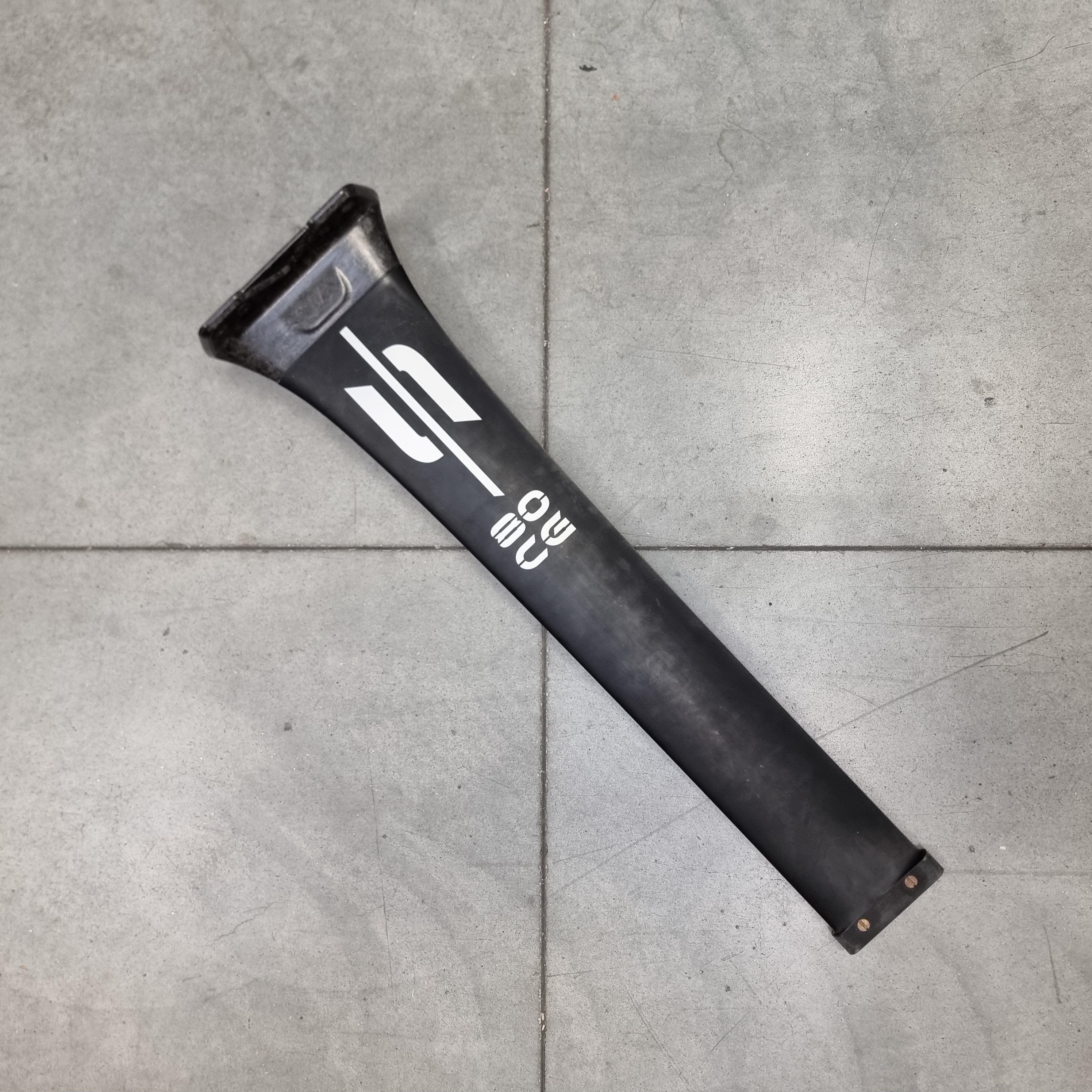 Carbonglass Mast 80 - used 2025 - ref: 0040