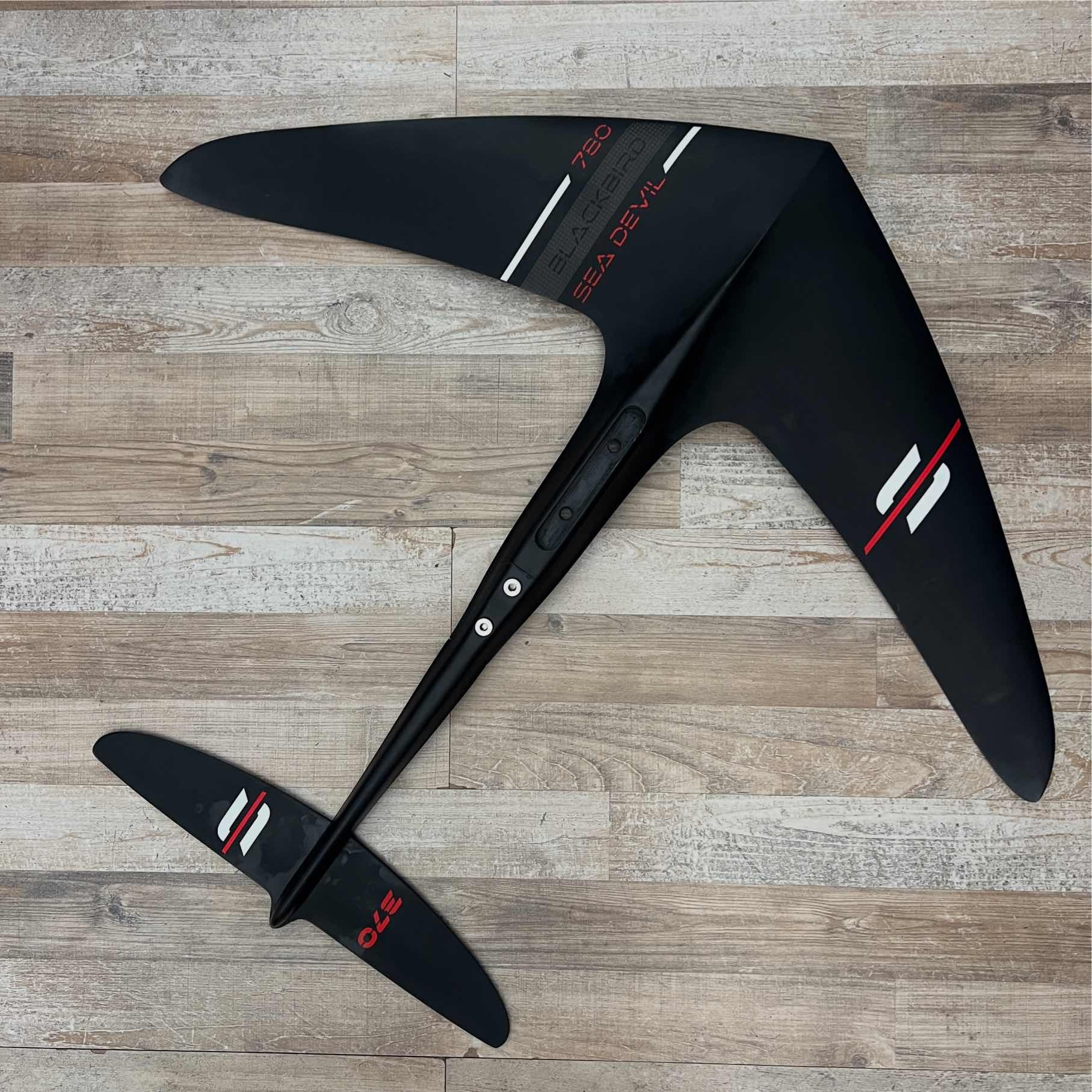 Sabfoil Sea Devil 780-FCM-370 Blackbird glider