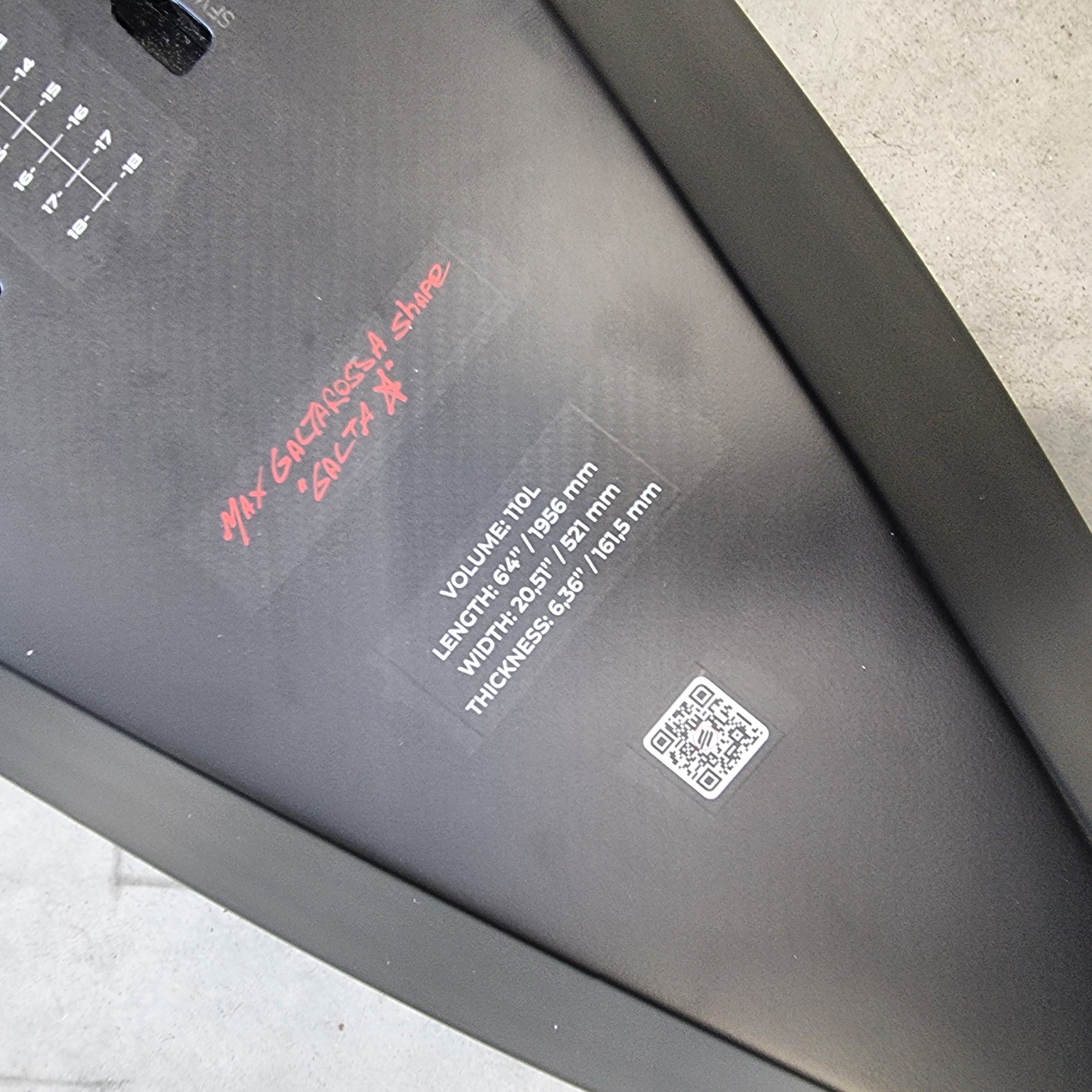 Torpedo 110L Black Edition – 2024 Sabfoil FoilBoard - ref 0010