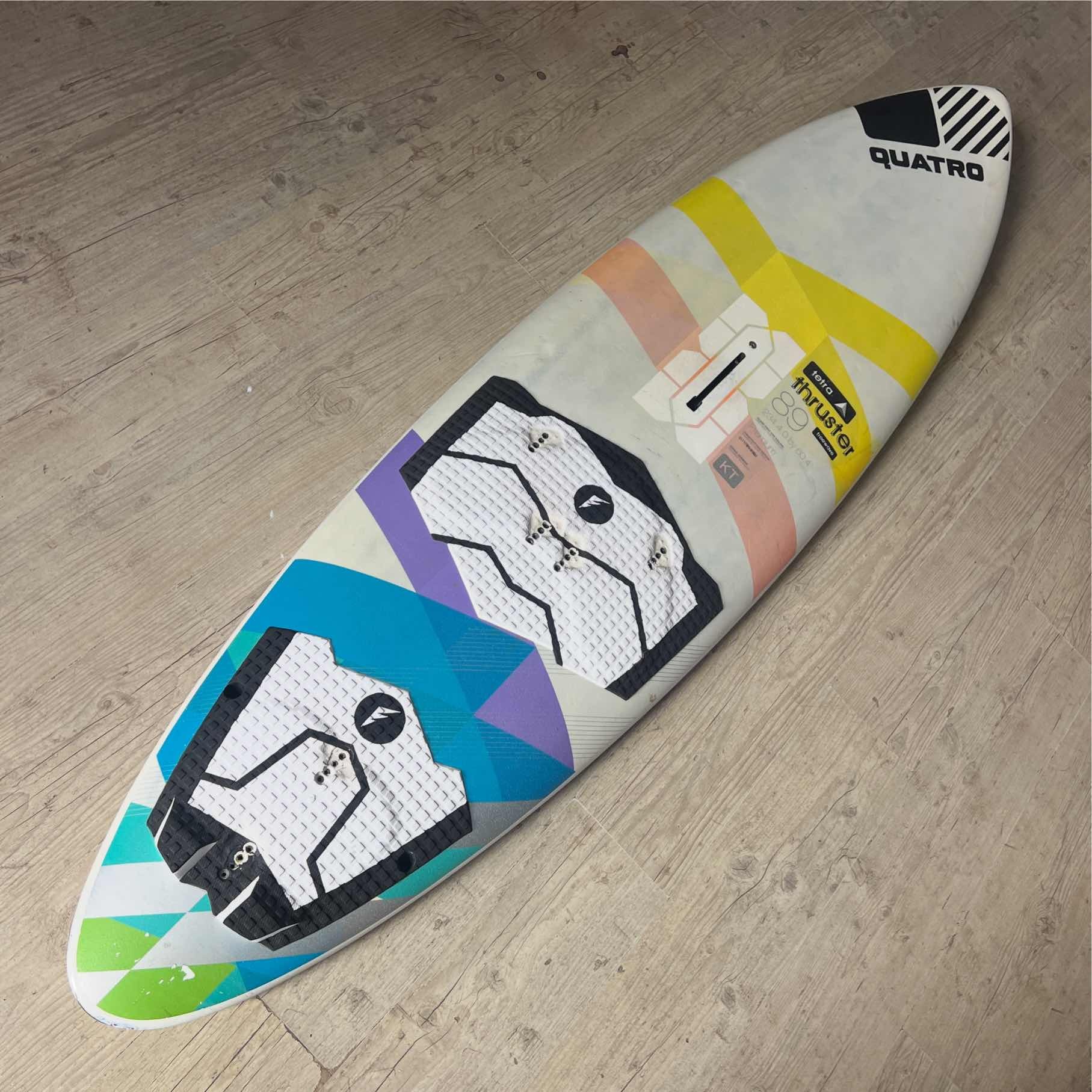 Quatro Tetra 89 2015