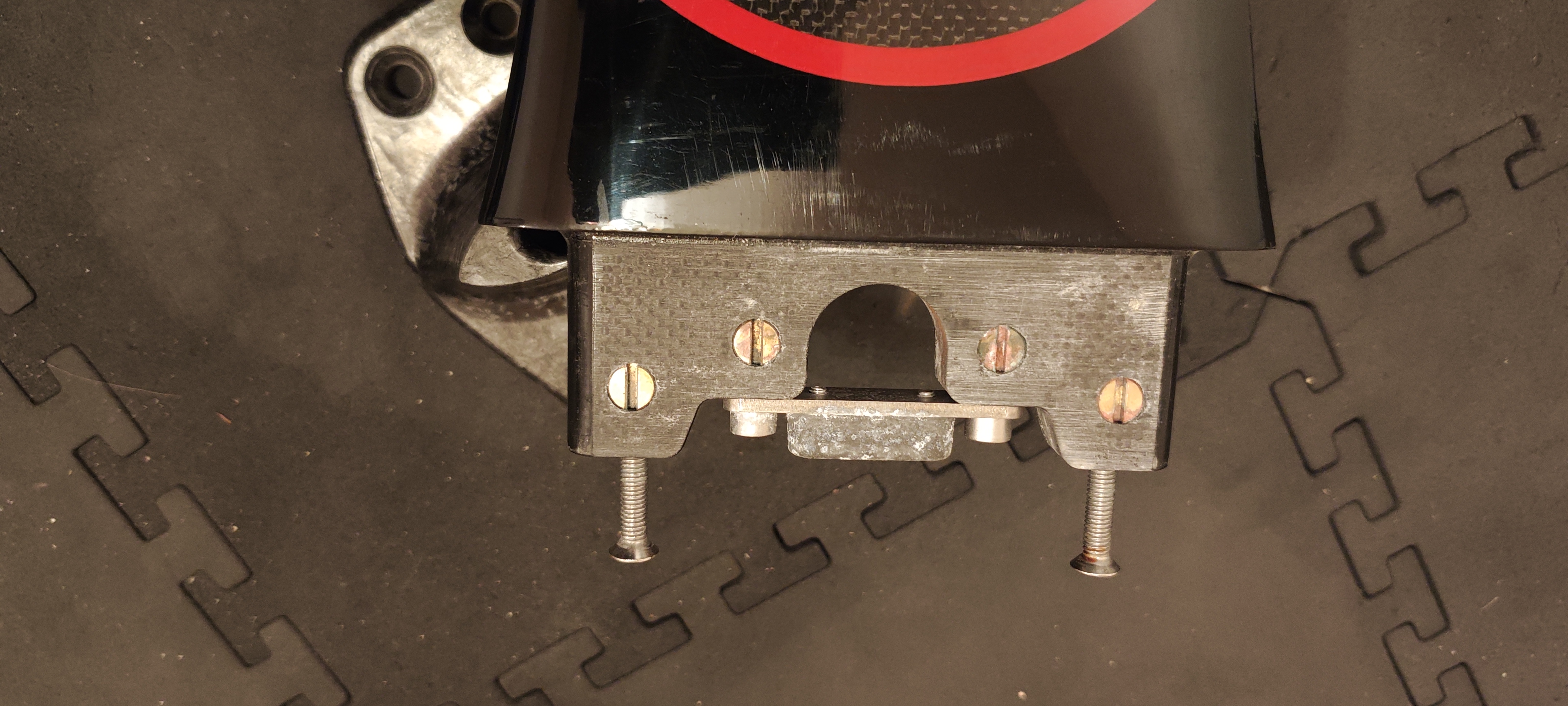 SABFOIL 83P Carbon Mast – Kraken System – Special Pumping / Dockstart