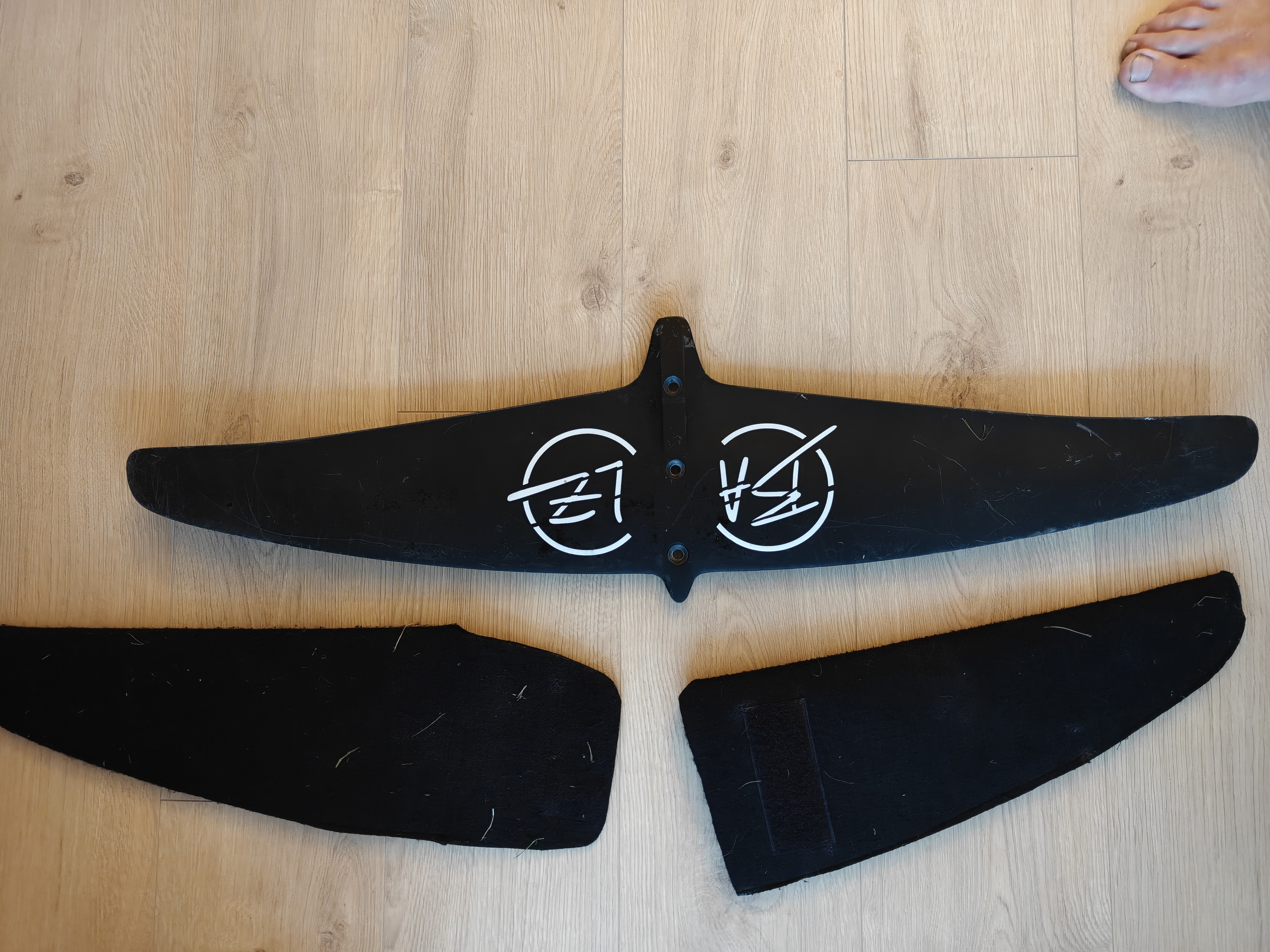 BALZ/W909 - Sabfoil 909 Balz Müller Limited | T8 Hydrofoil Front Wing