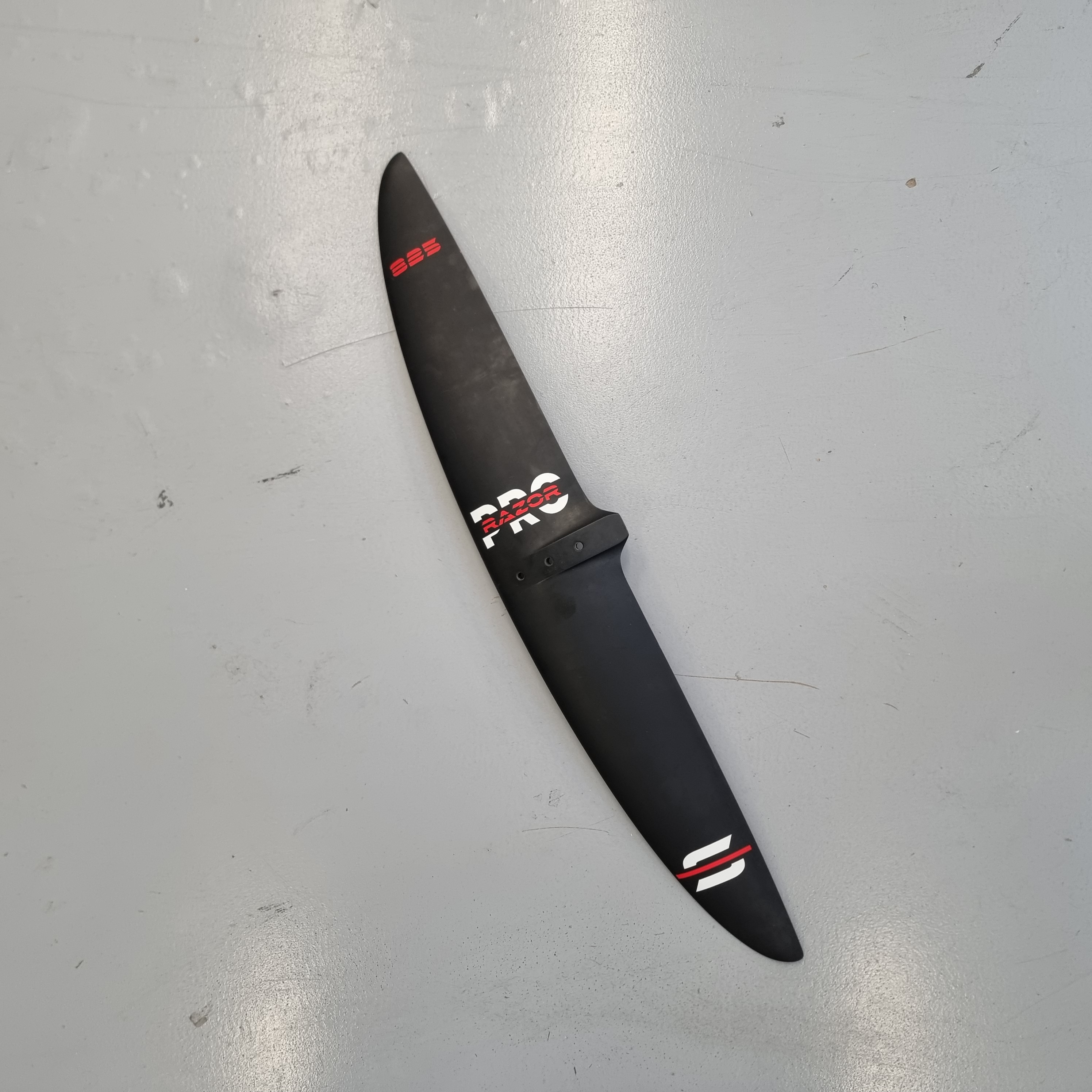 Razor Pro 825 – 2025 Used Front Wing - ref: 0001