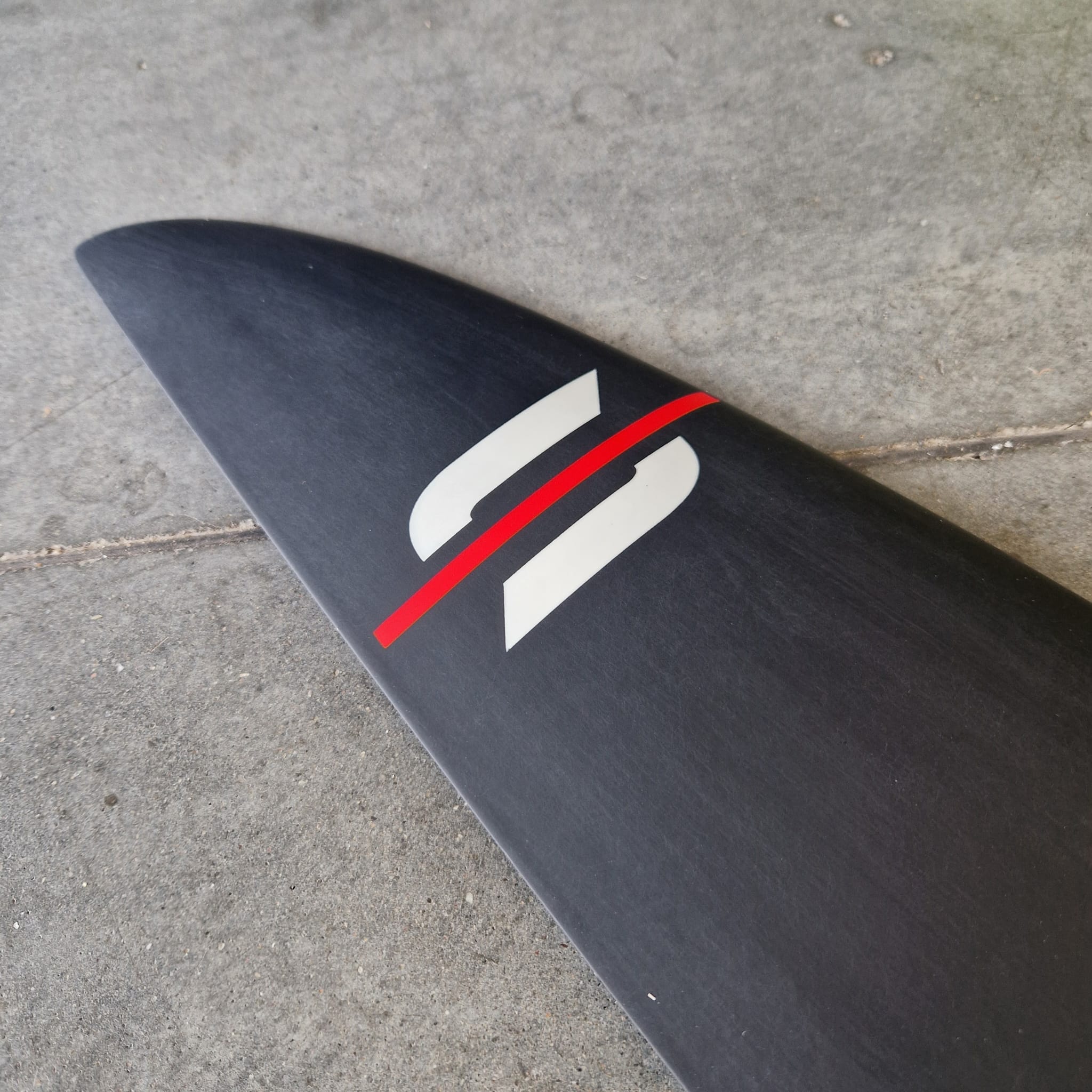 Leviathan 1550 Front Wing – restored 2025 - ref: 0009