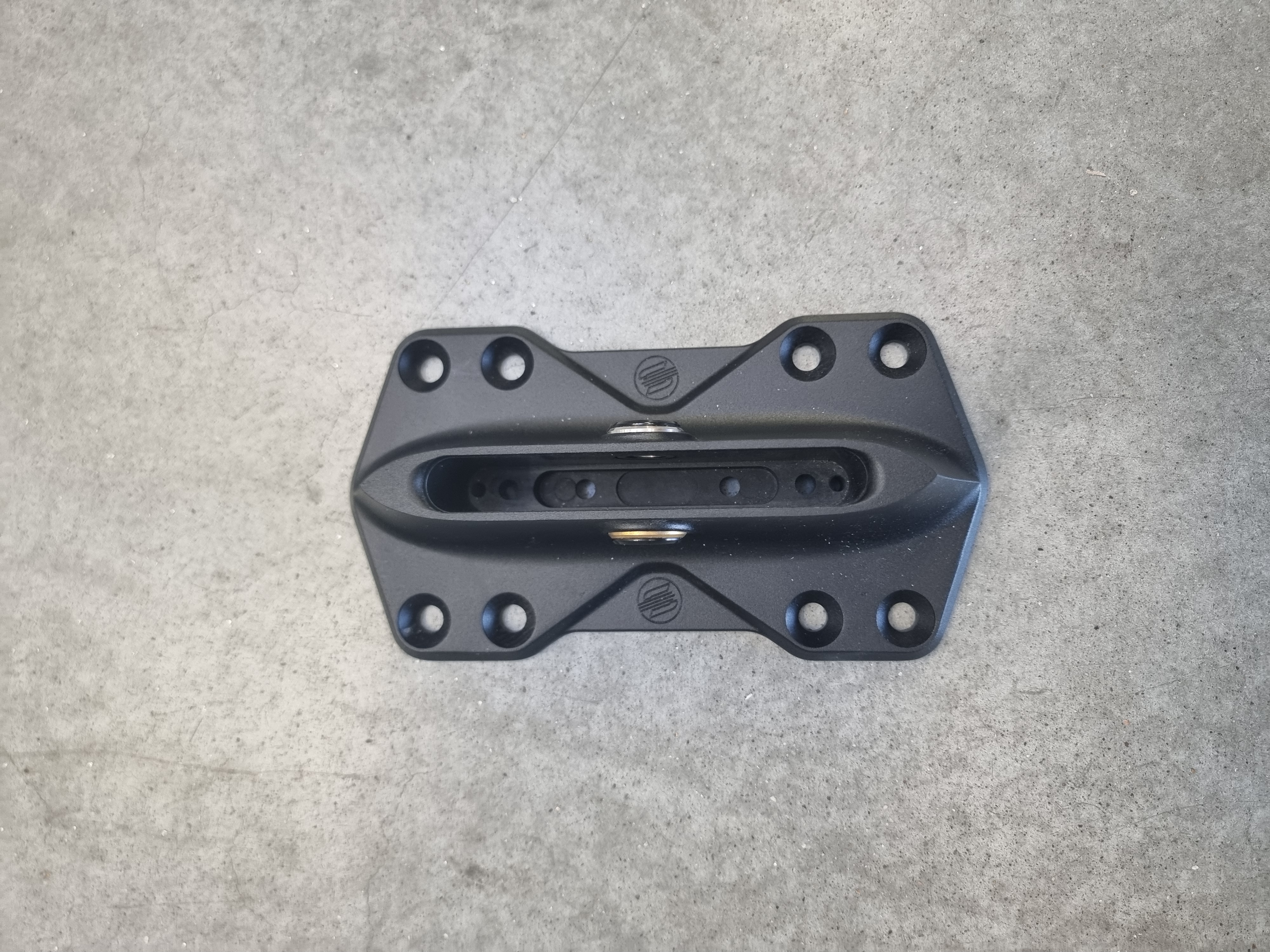 P02K - Aluminum Sabfoil Mast plate - Kraken System