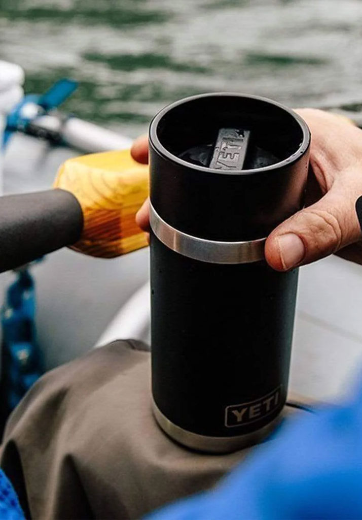 GADGET YETI RAMBLER HOTSHOT 12OZ BOTTLE BLACK U