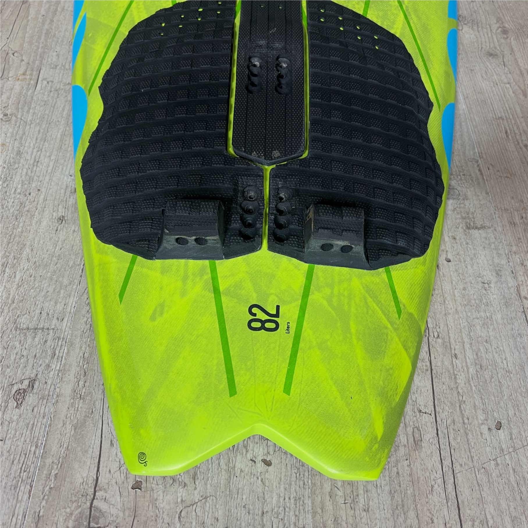 Goya Custom Thruster 4 82