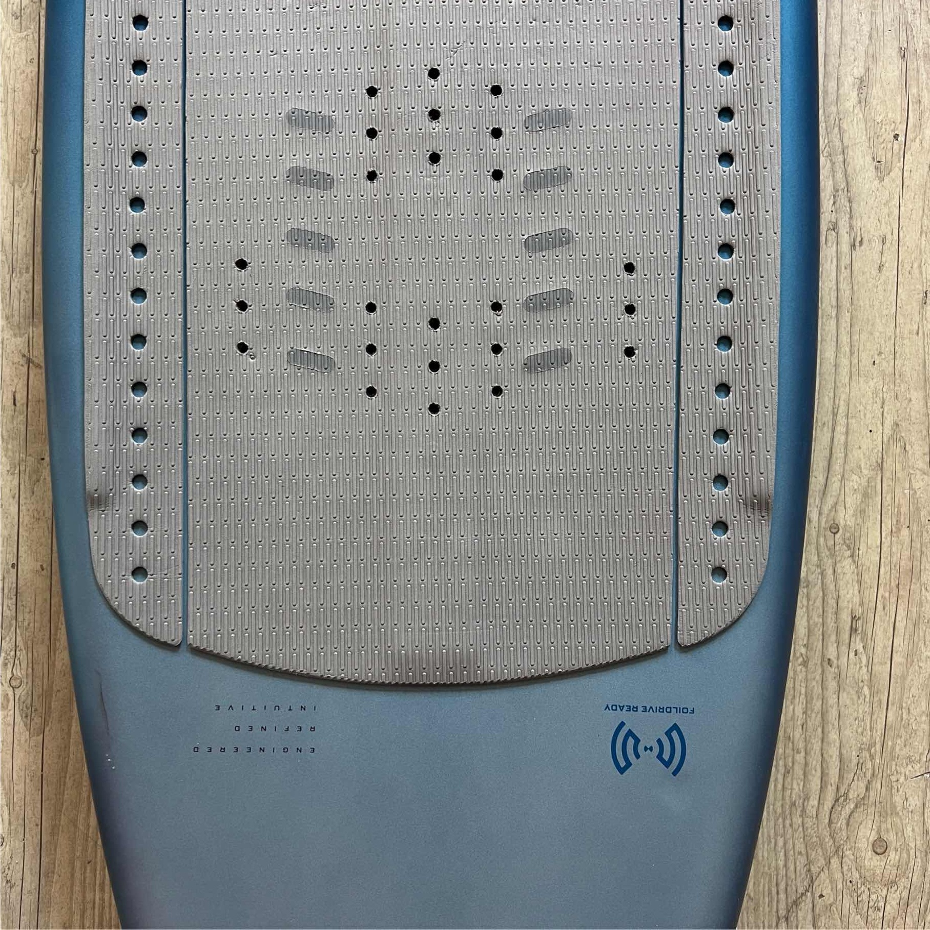 North MIDI 5'8 (70L)