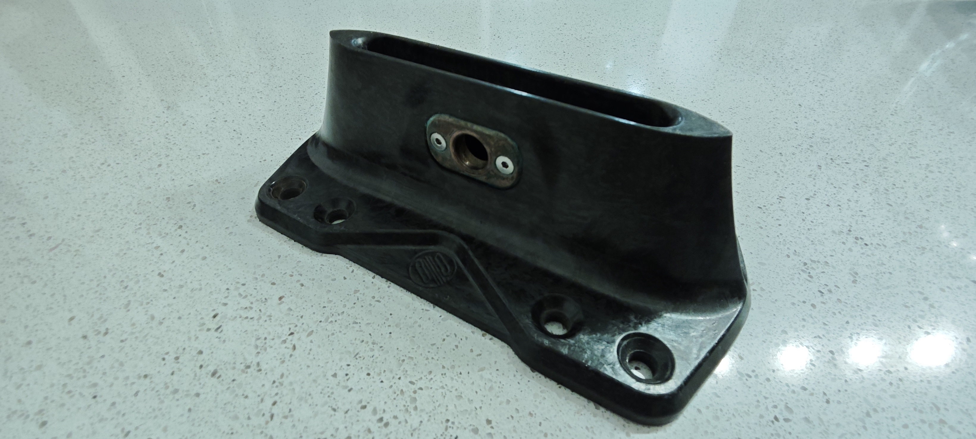 Sabfoil KRAKEN Carbon Mast Plate – Wingfoil