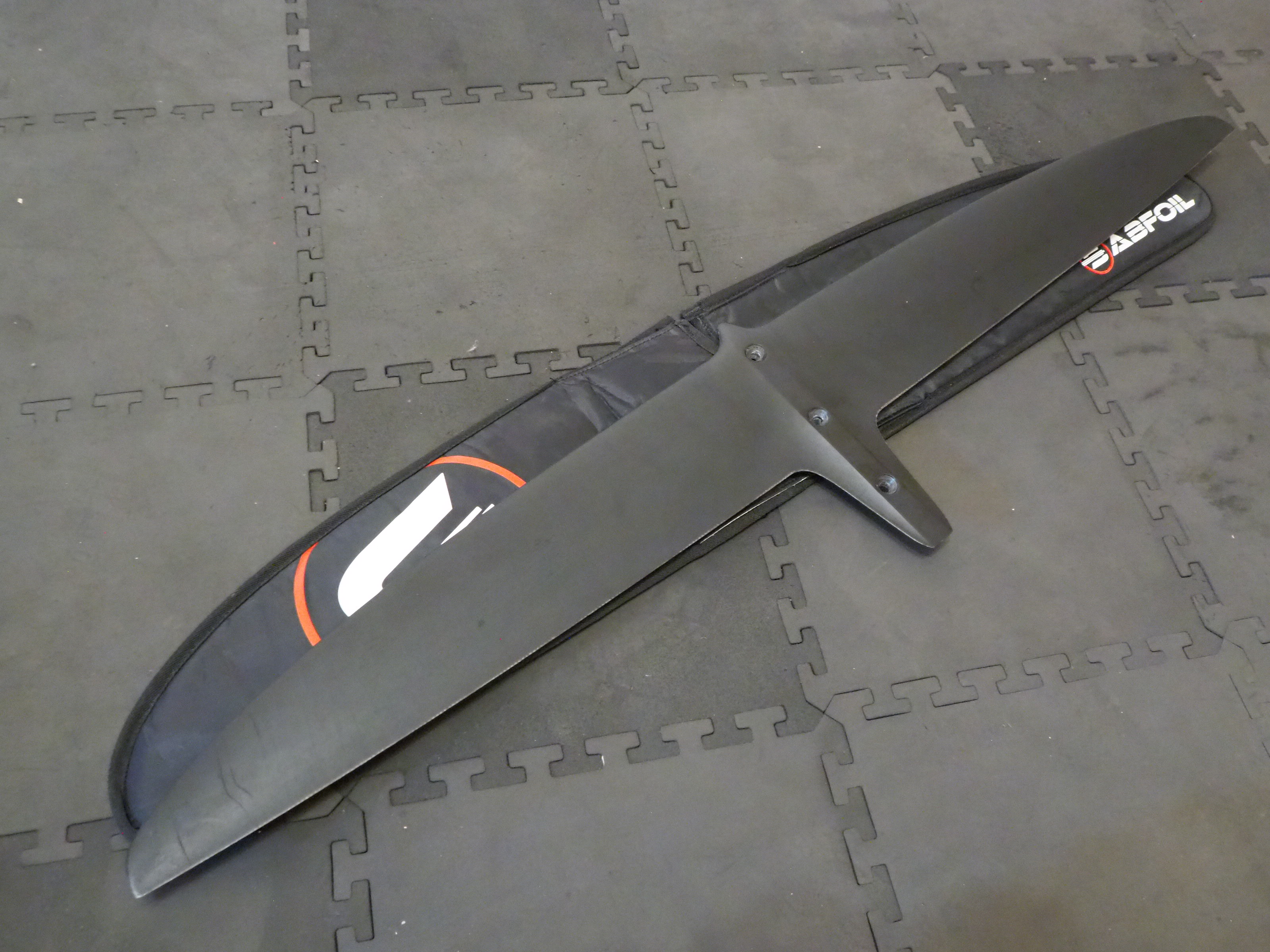 SABFOIL LEVIATHAN PRO 1060 Front Wing – Wingfoil / Downwind