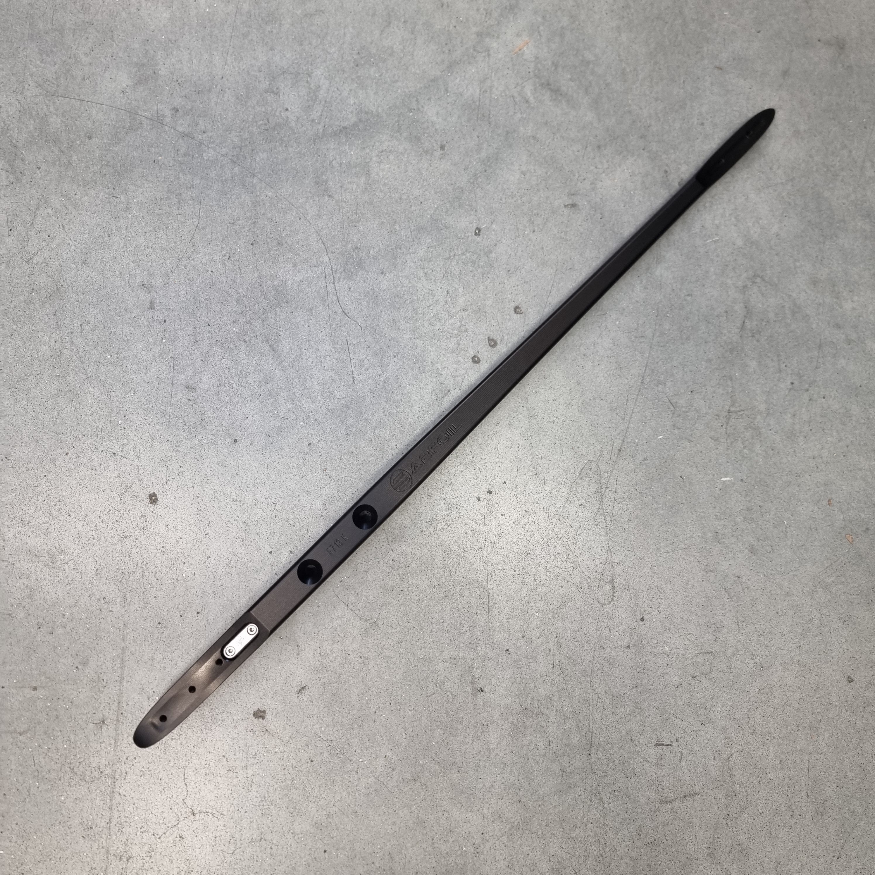 Fuselage F713K (T6 front - R8 mast) - Sabfoil Kraken - ref: 0040